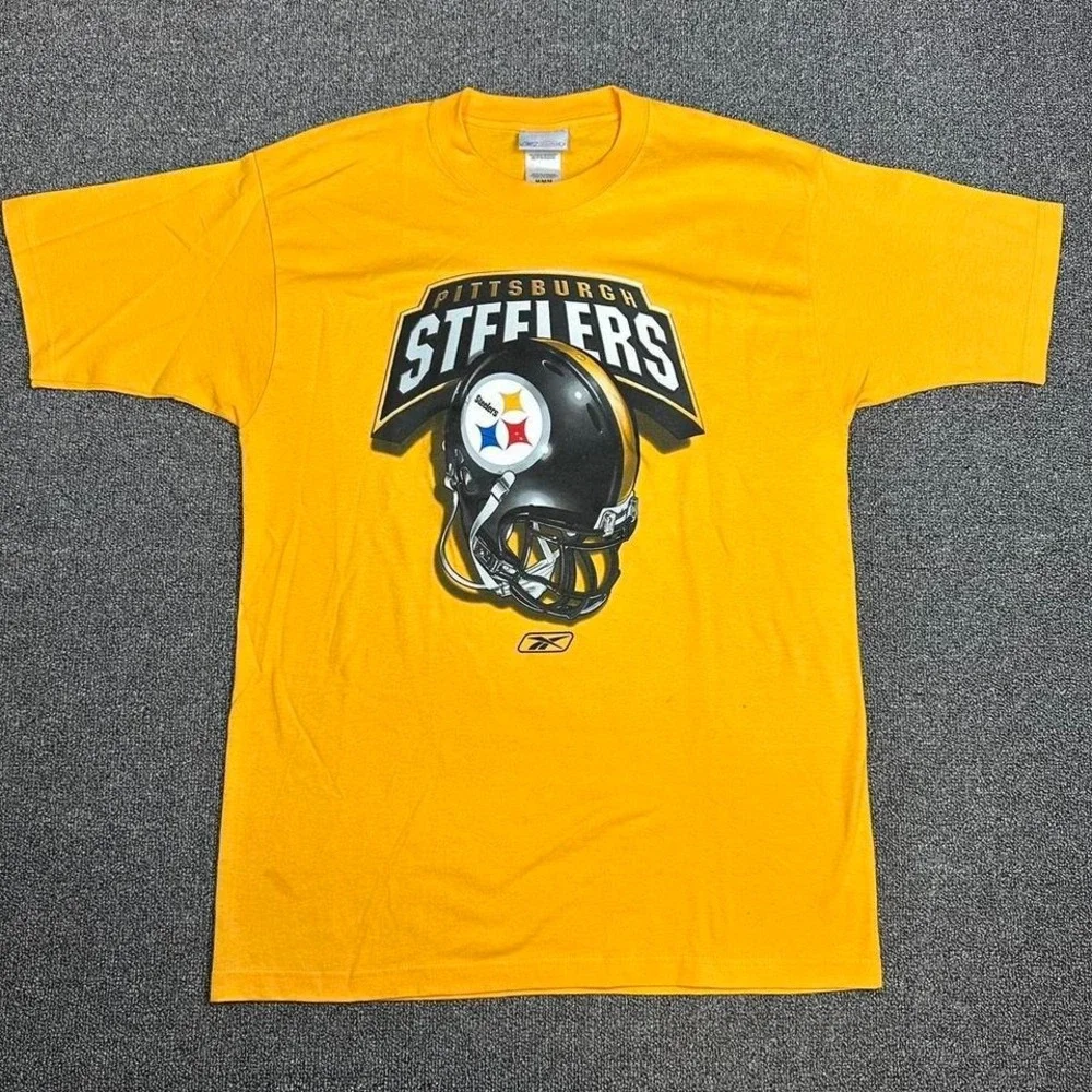 Vintage Yellow Reebok Pittsburgh Steelers Helmet shirt  Size Medium